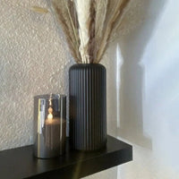 Chic Striped Ceramic-Look Plastic Vase for Flowers - Durable, Easy-to-Place Decorative Floral Display Piece