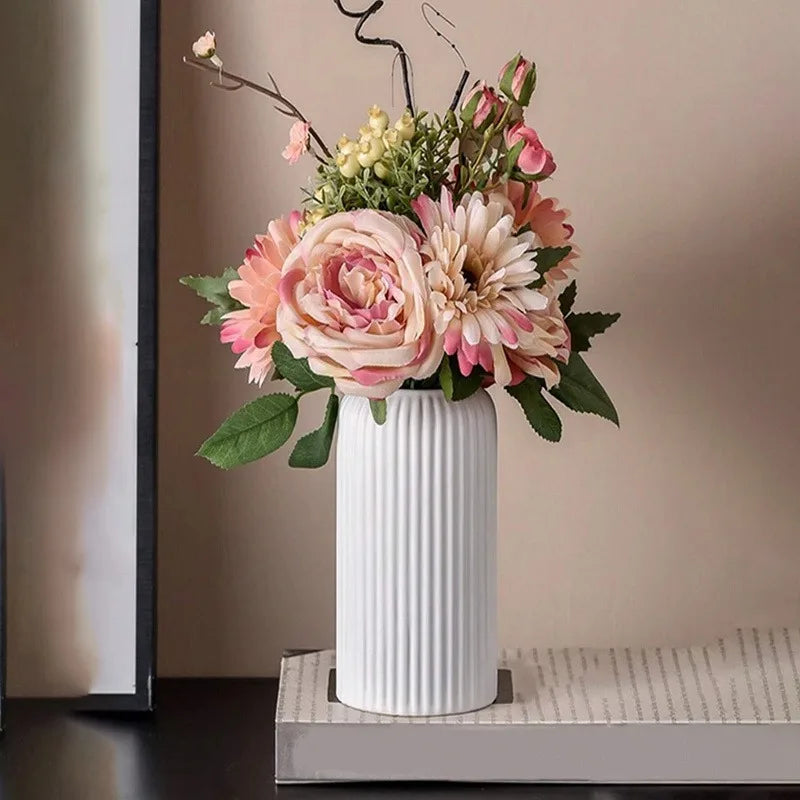 Chic Striped Ceramic-Look Plastic Vase for Flowers - Durable, Easy-to-Place Decorative Floral Display Piece